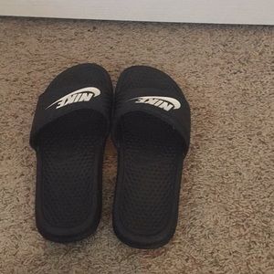 Nike slides